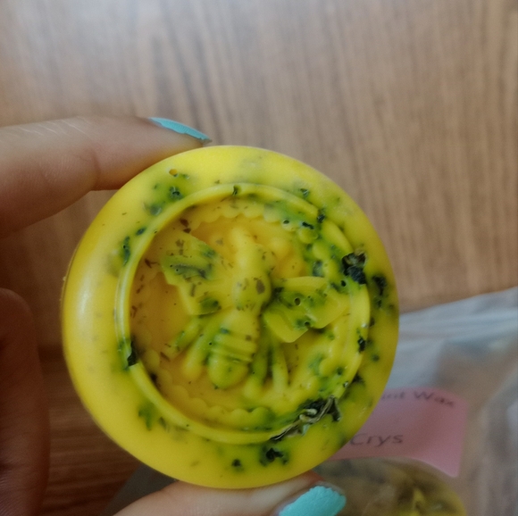 Handmade Eucalyptus Mint Herbal Wax Melts - Picture 2 of 2